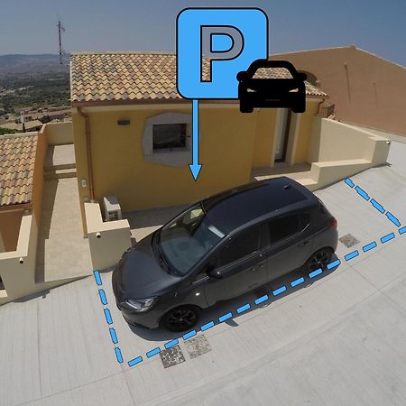 Aquilone Apartment Badesi Bagian luar foto