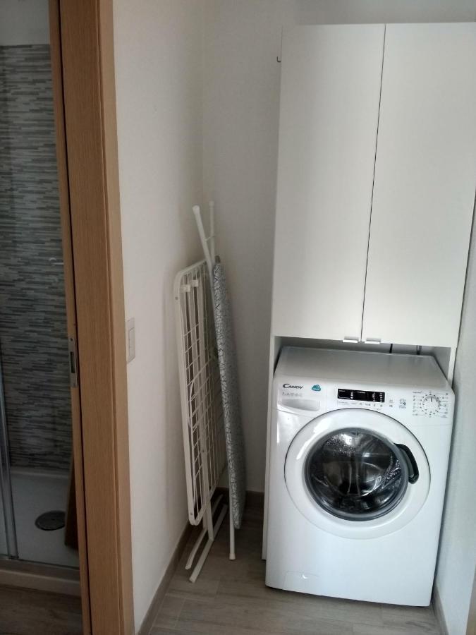 Aquilone Apartment Badesi Bagian luar foto