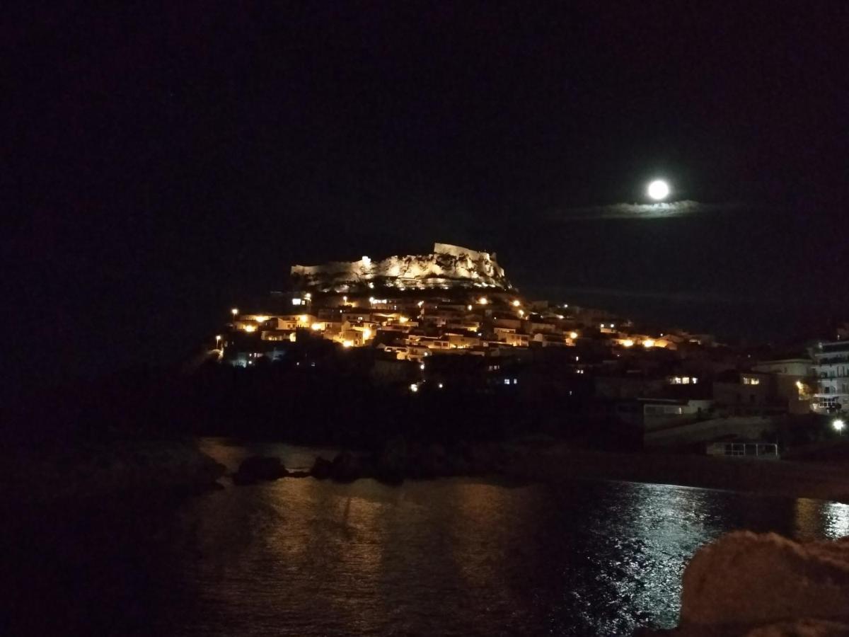 Aquilone Apartment Badesi Bagian luar foto